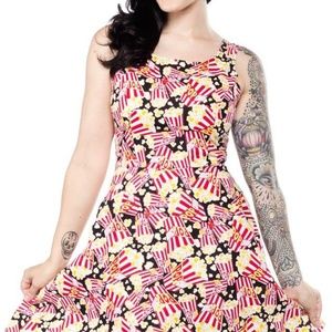 Retrolicious POPCORN DRESS. WITH POCKETS!!